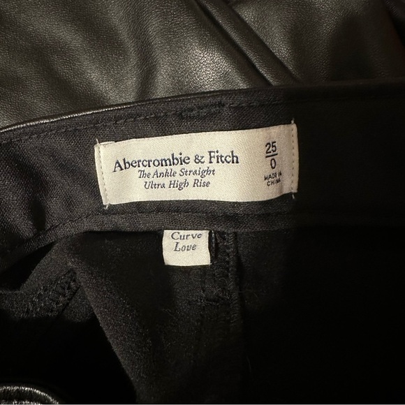 Curve Love Vegan Leather Ankle Straight Pant - Picture 4 of 6